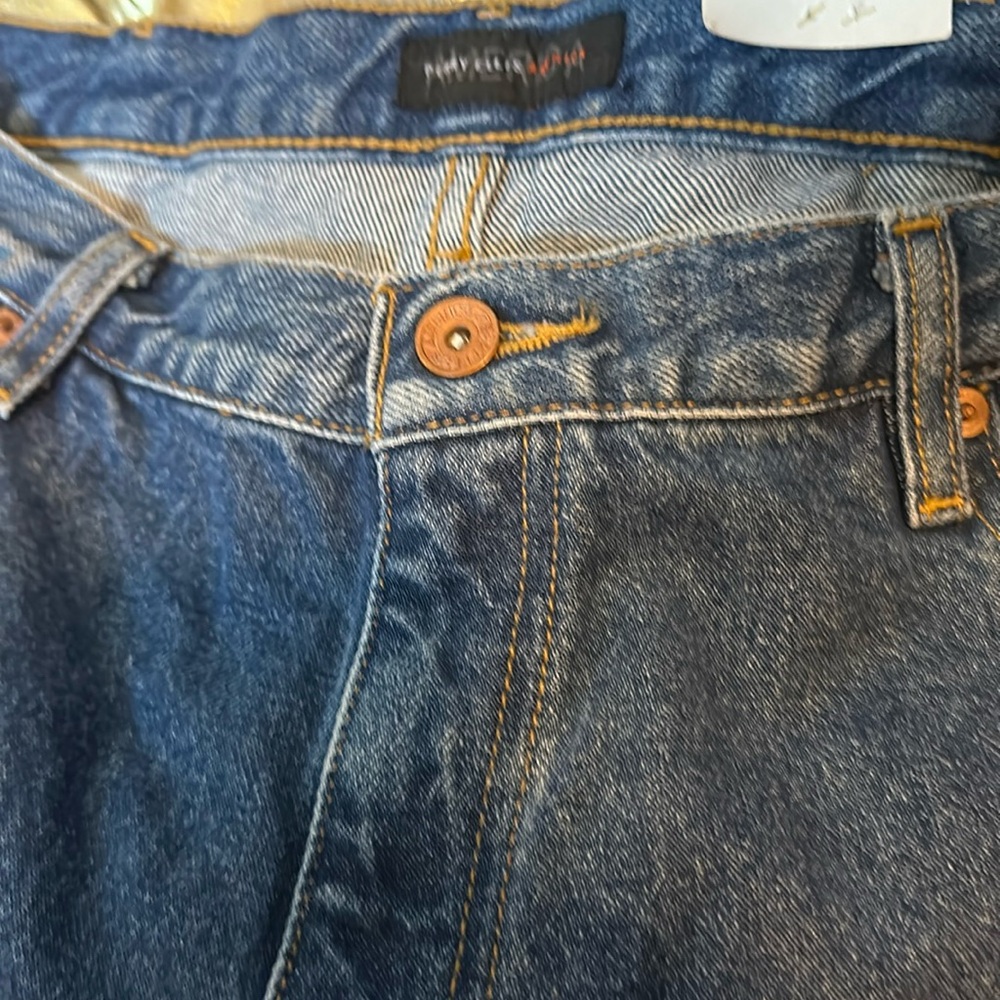 Perry Ellis America Loose Fit Denim Jeans